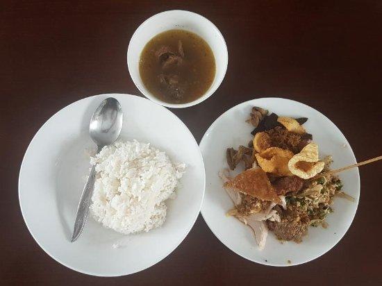 Warung Babi Guling Amerta Sari